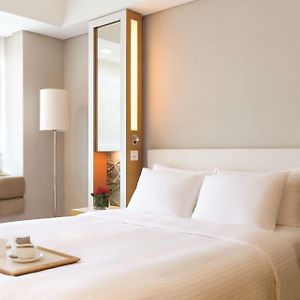 Superior Queen Room City View